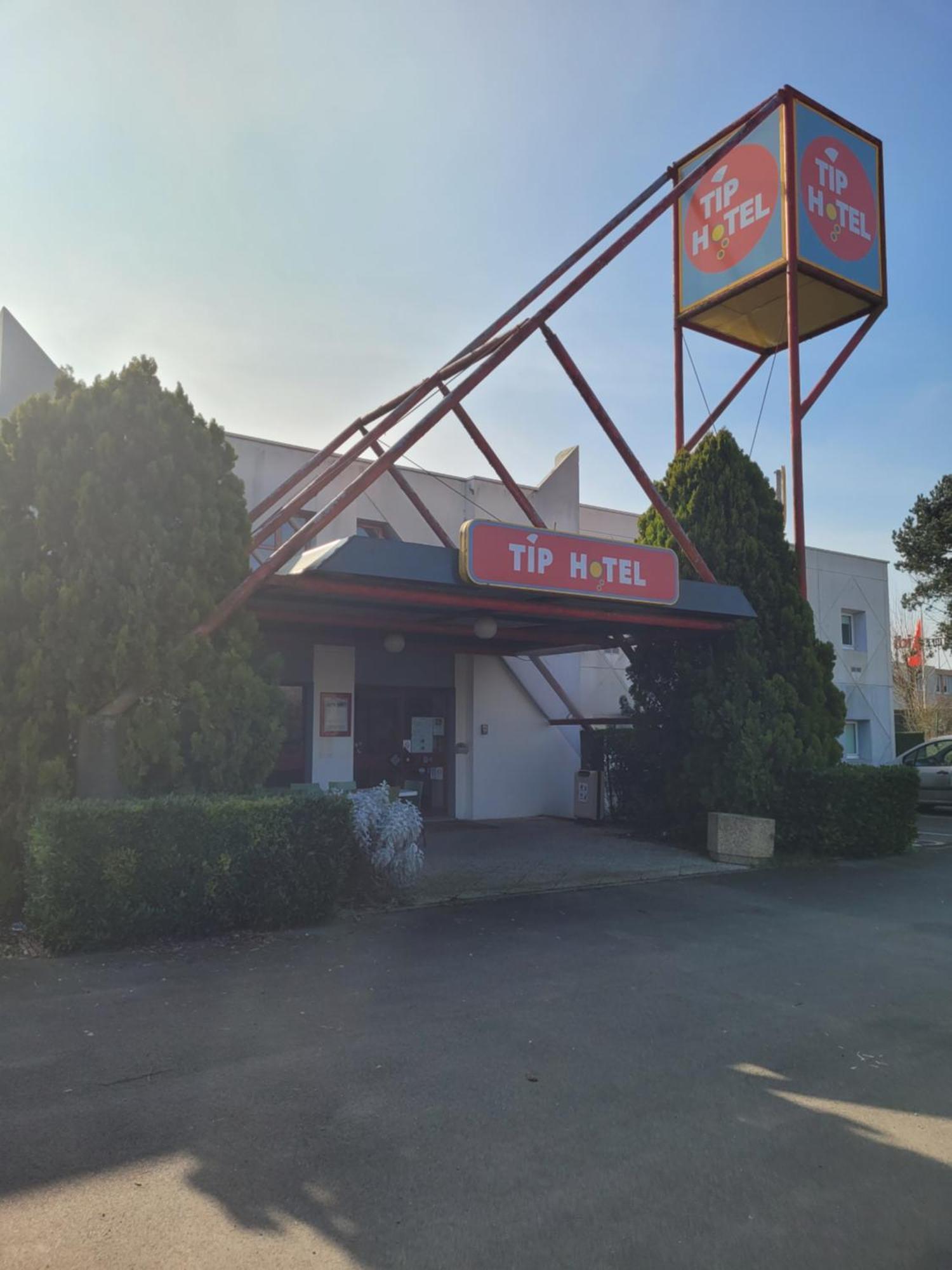 Tip Hotel Cambrai Ex Hotel F1 Экстерьер фото